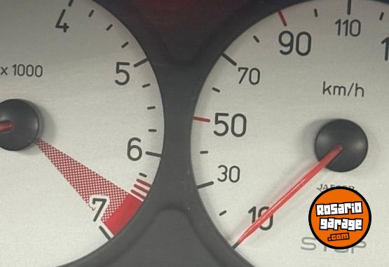 Autos - Peugeot 206 2008 Nafta 206000Km - En Venta