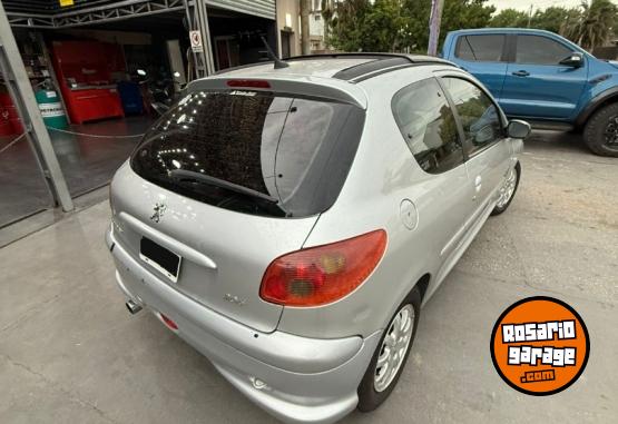 Autos - Peugeot 206 2008 Nafta 206000Km - En Venta