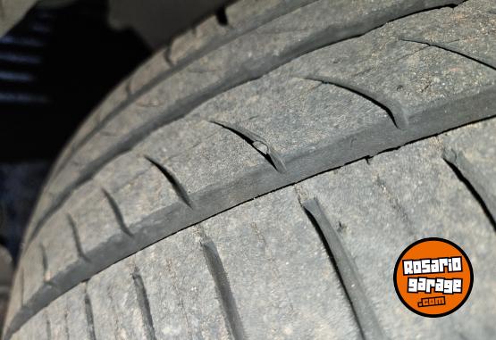 Autos - Peugeot 207 2010 Nafta 148000Km - En Venta