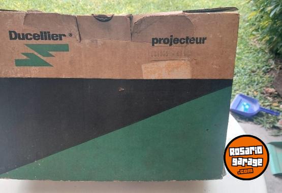 Accesorios para Autos - Óptica delantera izquierda Peugeot 505 - En Venta