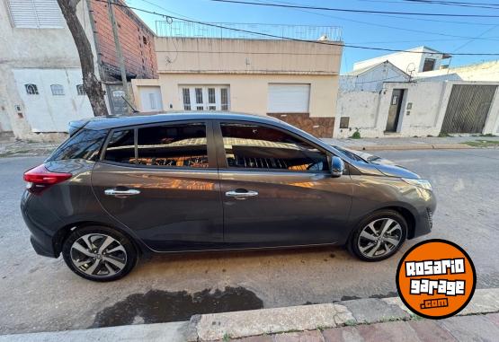 Autos - Toyota Yaris S 2021 Nafta 38000Km - En Venta
