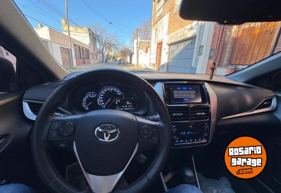 Autos - Toyota Yaris S 2021 Nafta 38000Km - En Venta