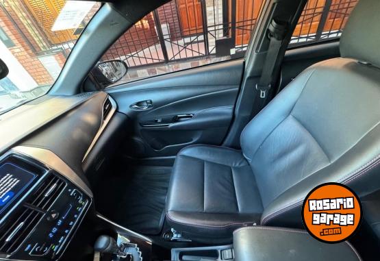 Autos - Toyota Yaris S 2021 Nafta 38000Km - En Venta