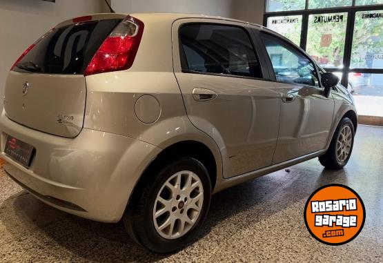 Autos - Fiat Punto ELX 2010 Nafta 135000Km - En Venta