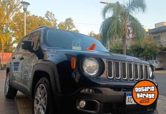 Camionetas - Chrysler Jeep Renegade SPORT 2017 Nafta 121000Km - En Venta