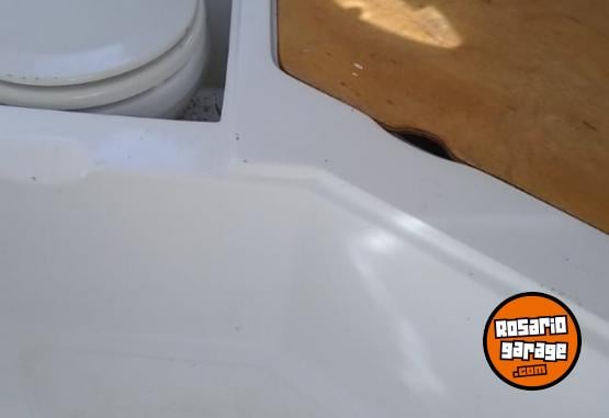 Embarcaciones - Cuddy Naval Center 210, Acepto veh�culo. - En Venta