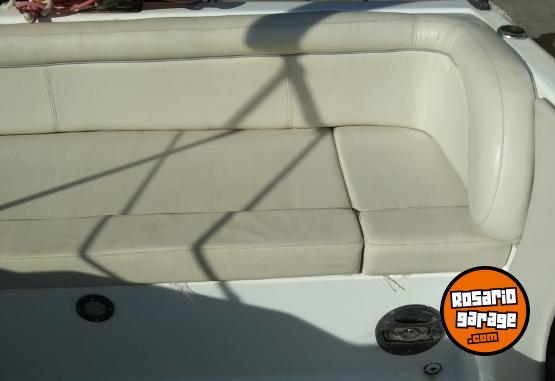 Embarcaciones - Cuddy Naval Center 210, Acepto veh�culo. - En Venta