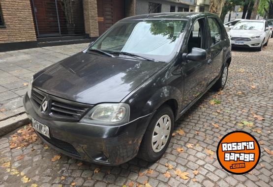 Autos - Renault Logan 2009 Nafta 111111Km - En Venta