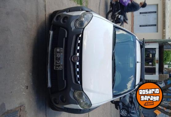 Camionetas - Fiat Strada 2013 GNC 180000Km - En Venta