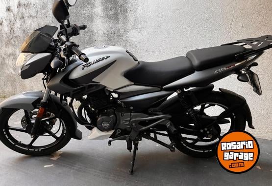 Motos - Bajaj Rouser NS 125 2023 Nafta 18700Km - En Venta