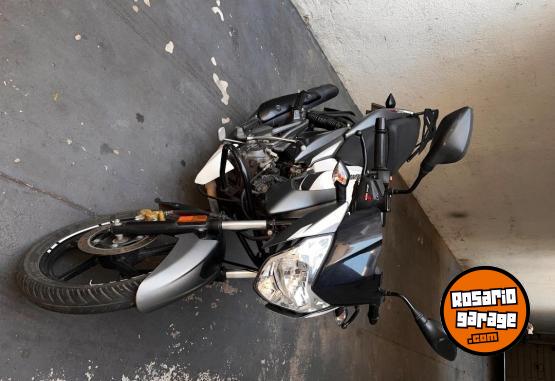 Motos - Bajaj Rouser NS 125 2023 Nafta 18700Km - En Venta