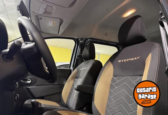 Utilitarios - Renault Kangoo Stepway 1.6 SCe 2026 Nafta 0Km - En Venta