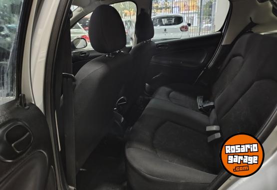Autos - Peugeot 206 2011 Nafta 147100Km - En Venta
