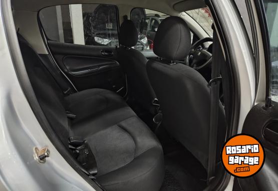 Autos - Peugeot 206 2011 Nafta 147100Km - En Venta