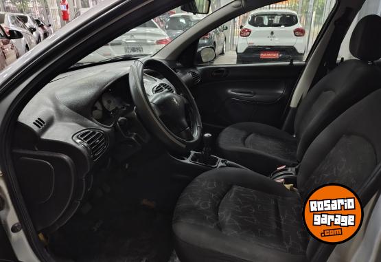 Autos - Peugeot 206 2011 Nafta 147100Km - En Venta