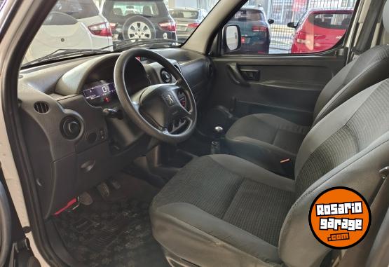 Utilitarios - Peugeot PARTNER 2019 Diesel 136200Km - En Venta