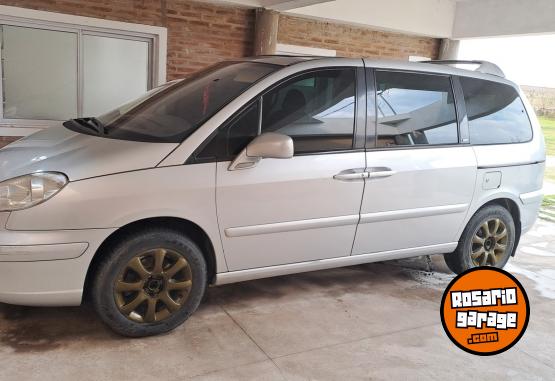 Autos - Peugeot 807 2006 Diesel 198000Km - En Venta