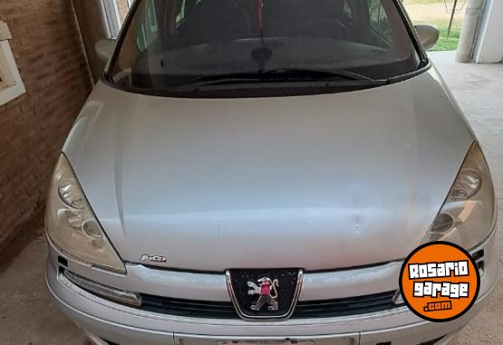 Autos - Peugeot 807 2006 Diesel 198000Km - En Venta