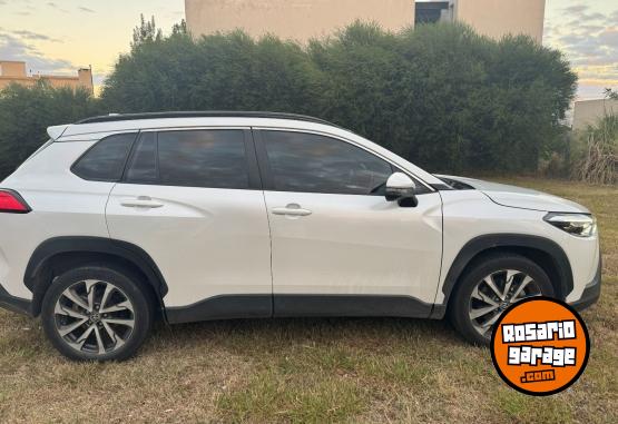 Autos - Toyota Corolla Cross SEG 2022 Nafta 59000Km - En Venta