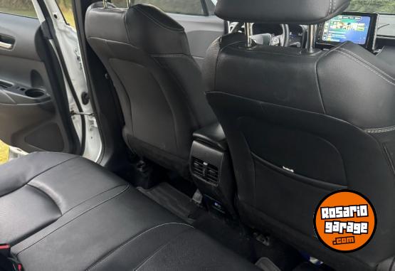 Autos - Toyota Corolla Cross SEG 2022 Nafta 59000Km - En Venta