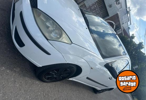 Autos - Ford Focus 2005 GNC 111111Km - En Venta
