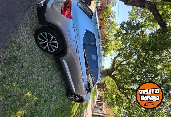 Autos - Volkswagen taos 2023 Nafta 30000Km - En Venta