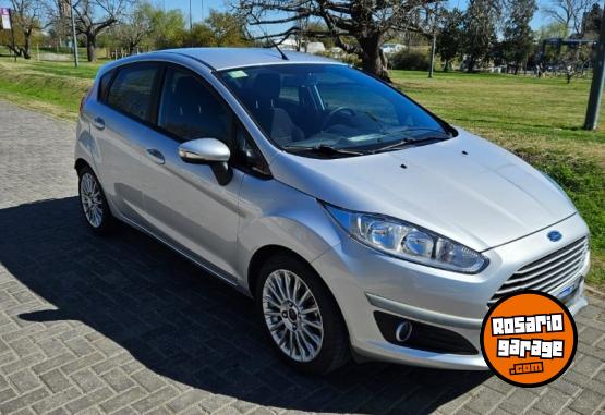 Autos - Ford Fiesta Kinetic 2016 Nafta 103000Km - En Venta