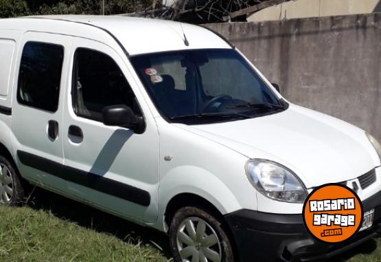 Utilitarios - Renault Kangoo 2014 Nafta 175000Km - En Venta