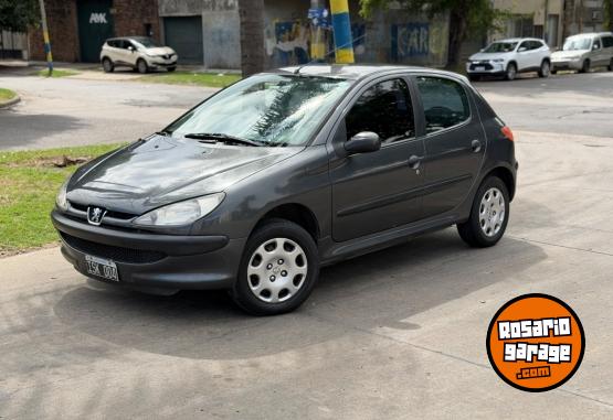 Autos - Peugeot 206 2010 GNC 220000Km - En Venta