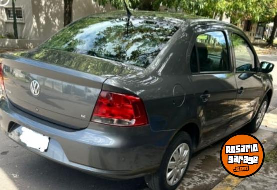 Autos - Volkswagen Voyage 2011 Nafta 230000Km - En Venta