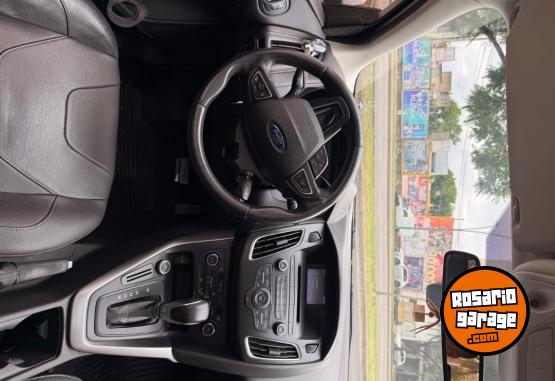 Autos - Ford Focus se plus 2015 Nafta 116000Km - En Venta