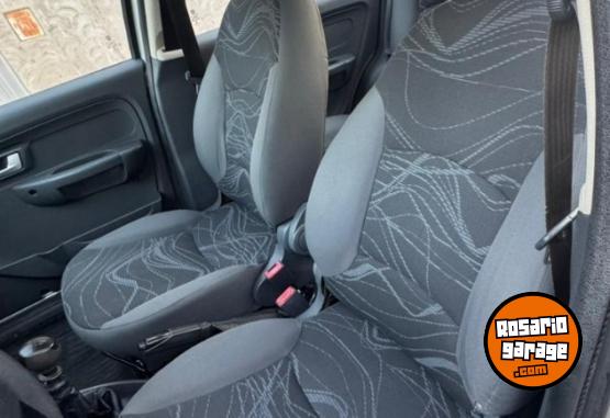 Autos - Fiat Siena 2016 Nafta 100000Km - En Venta