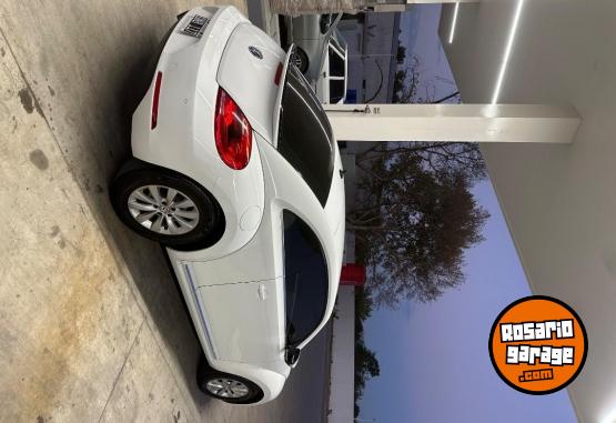 Autos - Volkswagen New beetle 2015 Nafta 137000Km - En Venta