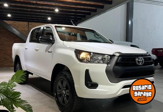 Camionetas - Toyota Hilux 2026 Diesel 11Km - En Venta