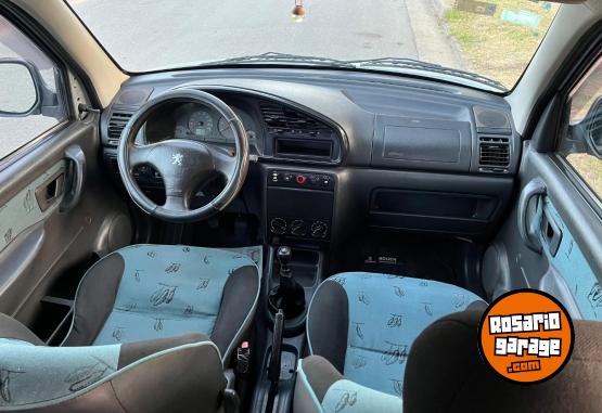 Utilitarios - Peugeot PARTNER 2006 Diesel  - En Venta