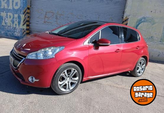 Autos - Peugeot 208 feline par�k Cuir 2014 Nafta 150000Km - En Venta