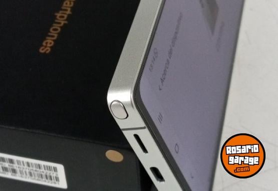 Telefonía - Teléfono c25 ultra,clon de Samsung nuevo en caja - En Venta