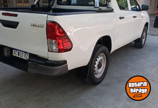 Camionetas - Toyota Hilux DX 2018 Diesel 75000Km - En Venta