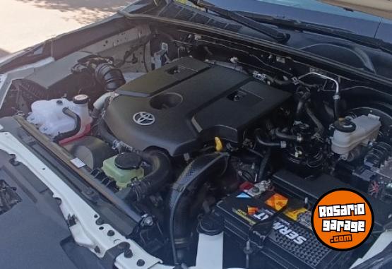 Camionetas - Toyota Hilux DX 2018 Diesel 75000Km - En Venta