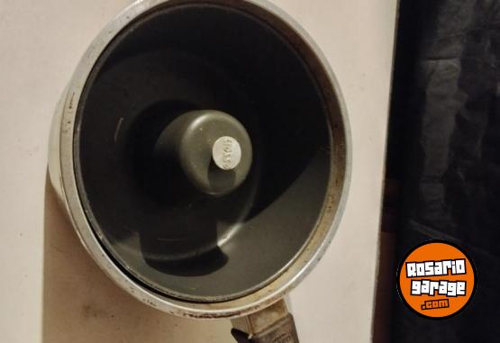 Hogar - CACEROLA ESSEN CON ASA Y SAVARIN - En Venta