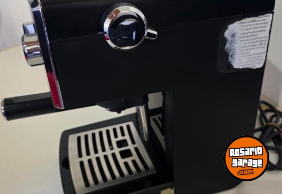 Hogar - Cafetera y Mesa para ni�os - En Venta