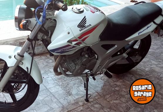 Motos - Honda TWISTER 250 2013 Nafta 48000Km - En Venta