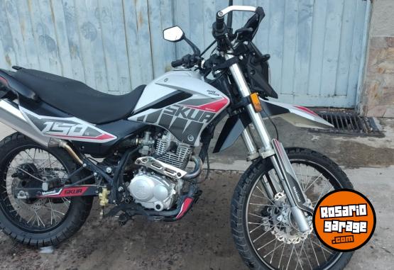 Motos - Motomel Skua Silver Edition 150cc 2021 Nafta 9500Km - En Venta