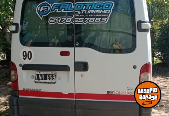 Utilitarios - Renault MASTER MINIBUS 2012 Diesel 460000Km - En Venta