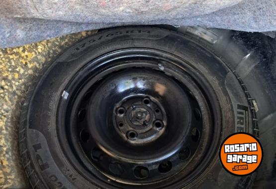 Autos - Fiat UNO ATRACTIVE 2014 Nafta 46000Km - En Venta