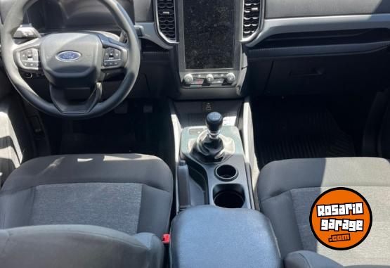 Camionetas - Ford Ranger 2024 Diesel 10000Km - En Venta