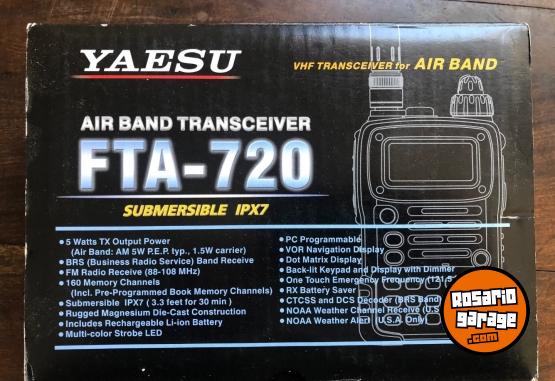 Electr�nica - Handy YAESU y cabezal aeron�utico - En Venta