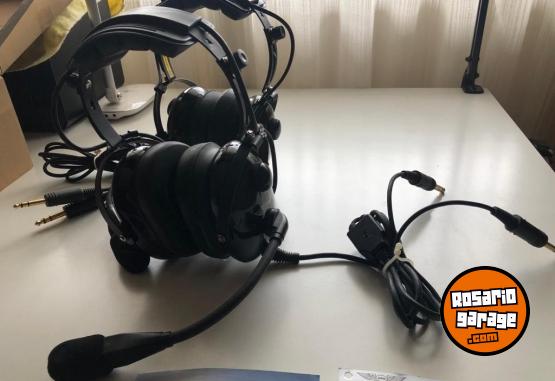 Electr�nica - Handy YAESU y cabezal aeron�utico - En Venta