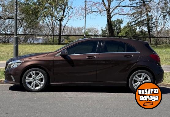 Autos - Mercedes Benz A200 2018 Nafta 62000Km - En Venta