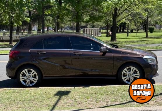 Autos - Mercedes Benz A200 2018 Nafta 62000Km - En Venta